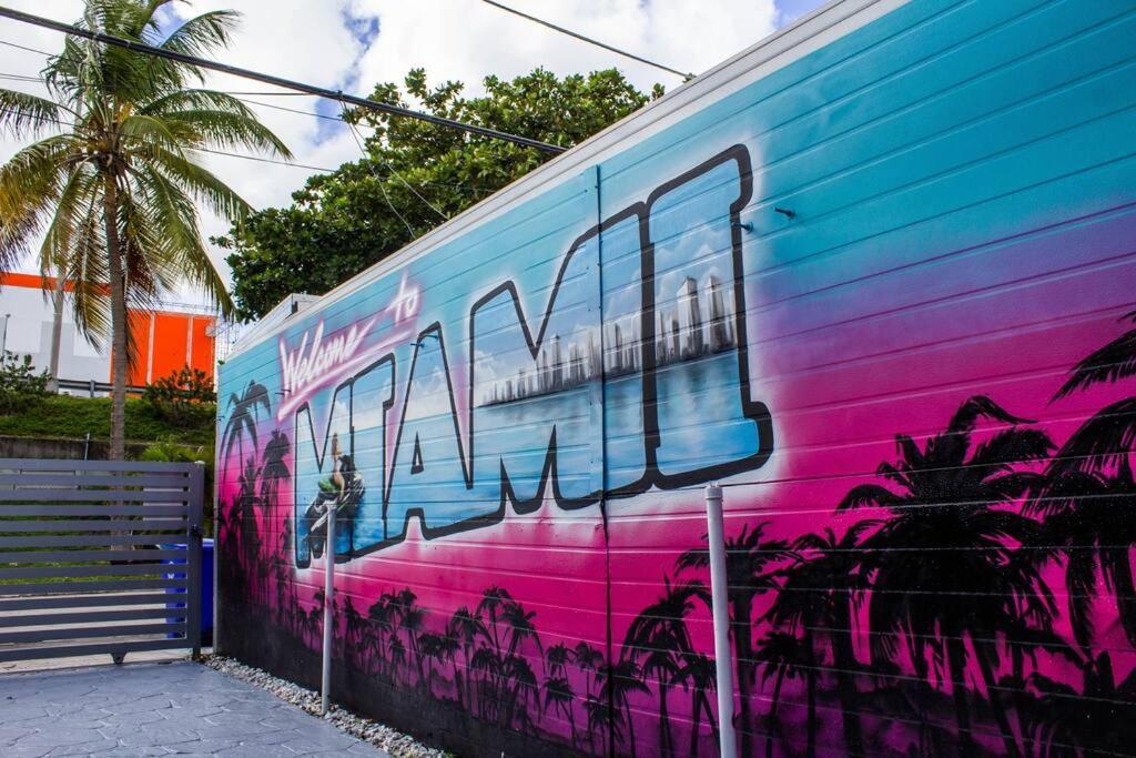 Unique Miami Art Escape W/ Hottub, Arcade & Murals المظهر الخارجي الصورة