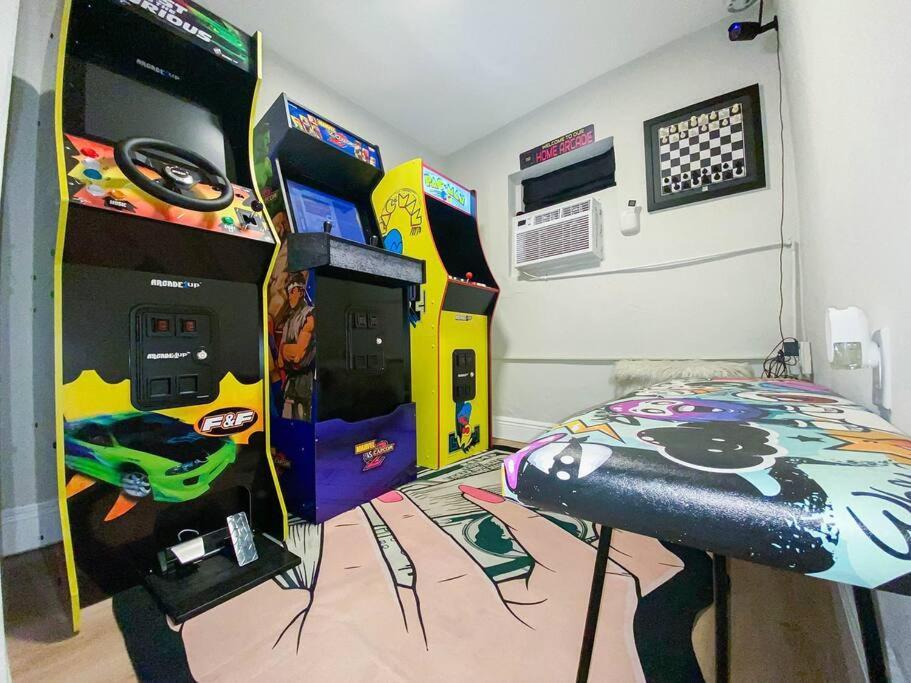 Unique Miami Art Escape W/ Hottub, Arcade & Murals المظهر الخارجي الصورة